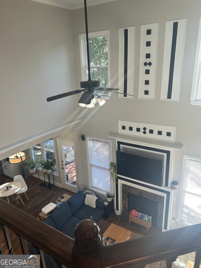 Photo - 315 Third Ave