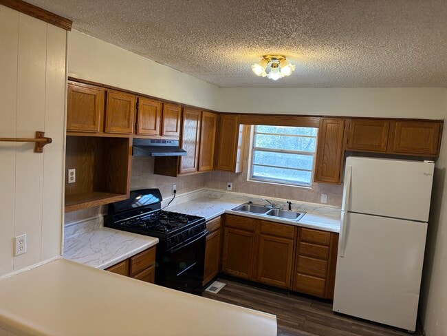 Photo - 2538 E 48th St N