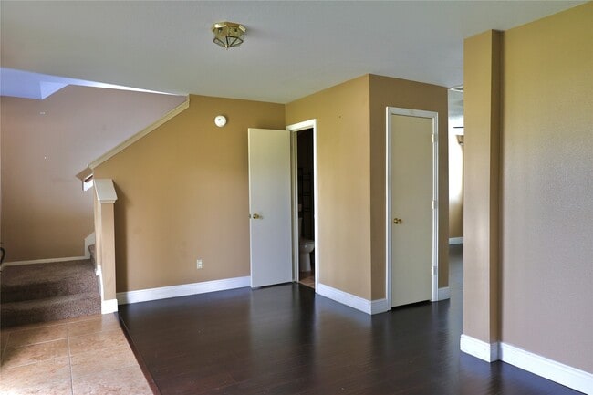 Photo - 6339 Settlers Square Ln