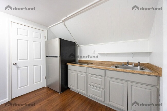 Photo - 123 Union Ave Unit 10