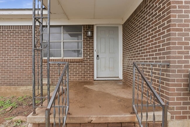 Photo - 1520 SE 48th Pl