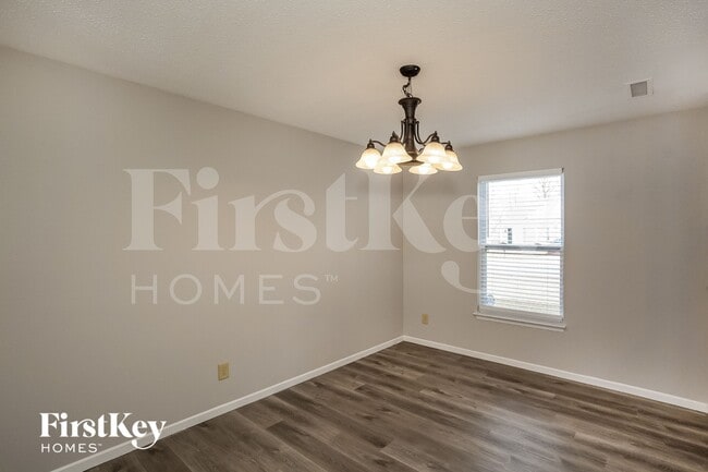 Photo - 721 Wheat Field Ln