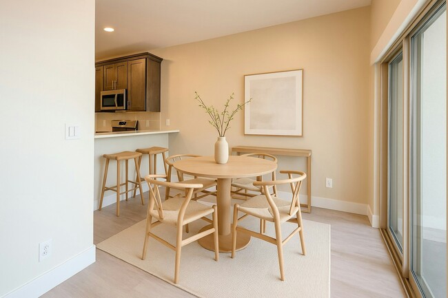 Photo - 67 S Main St Unidad #201 - Flex