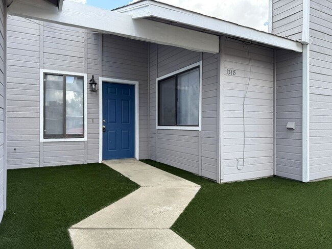 Building Photo - 1310Loughborough Unit 1318 Rental