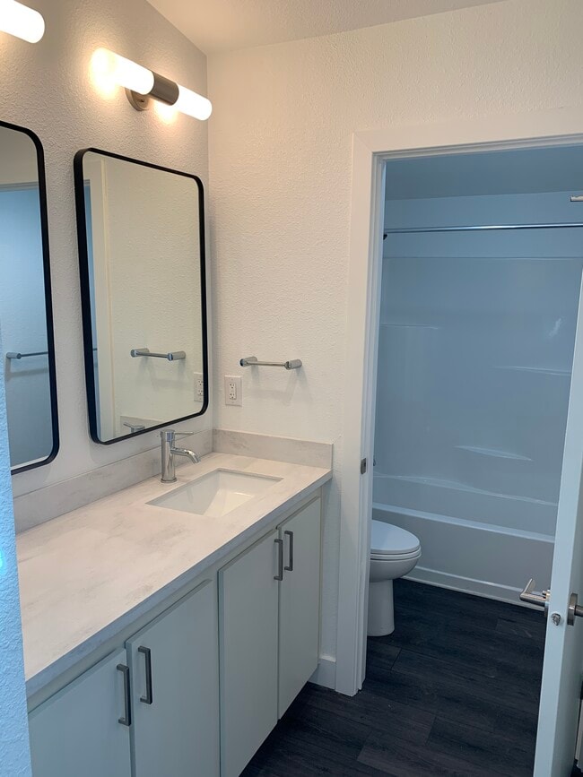 Photo - 219 N Ave 54 Unit 221