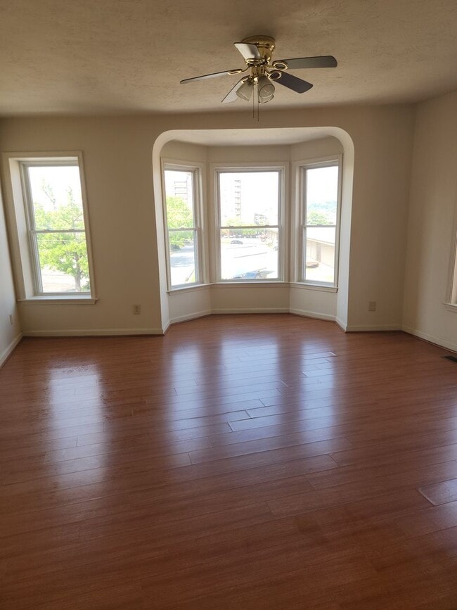 2 bedroom - 2 bedroom House