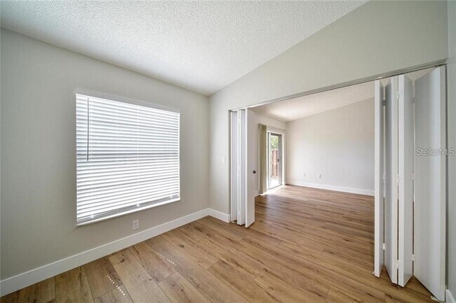 Photo - 4110 38th Ave W Unidad 4110