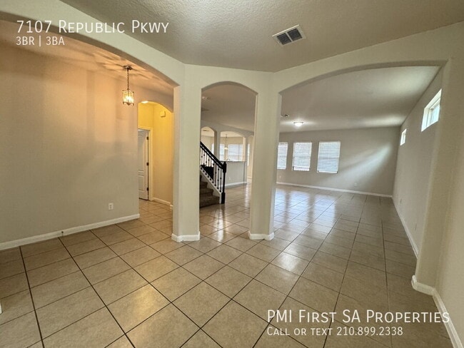 Photo - 7107 Republic Pkwy