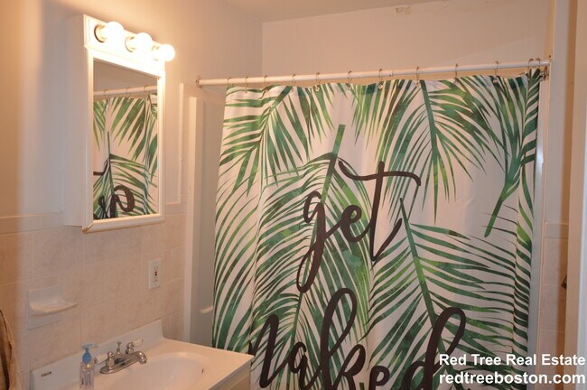 Photo - 62 Egmont St Unit 6