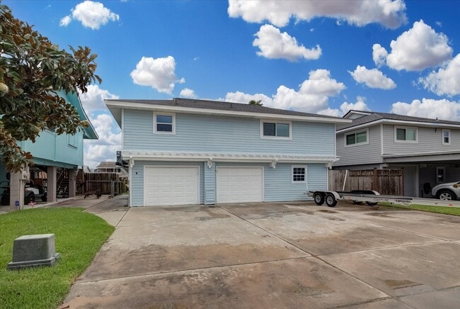 Photo - 1099 Redfish St House