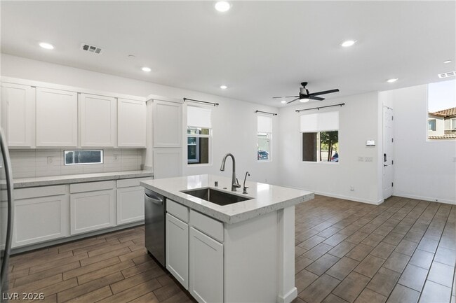 Photo - 222 Krameria Ave