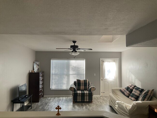 Photo - 634 Green Valley Rd