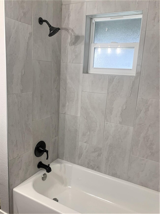 Photo - 2920 Clayton St