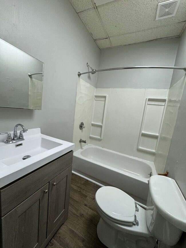 Photo - 810 N 11th St Unidad 810 N. 11th Street