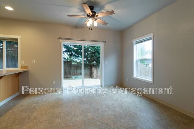 Photo - 5010 NE 29th Ave