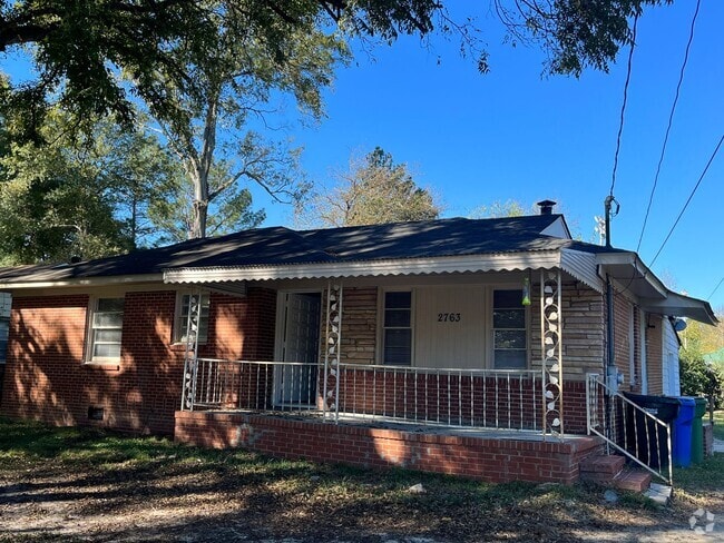 Building Photo - **UPCOMING**4 Bedroom / 2 Bathroom Home fo...