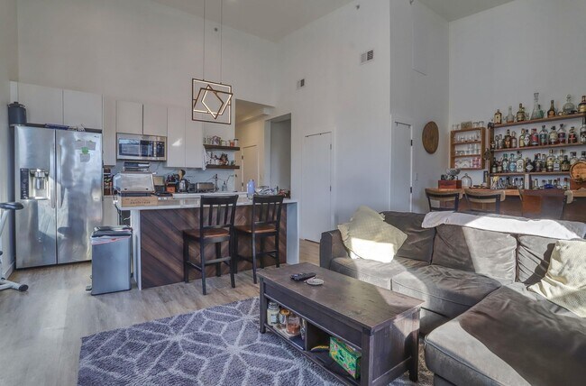 Photo - 1507 West St Unit 2