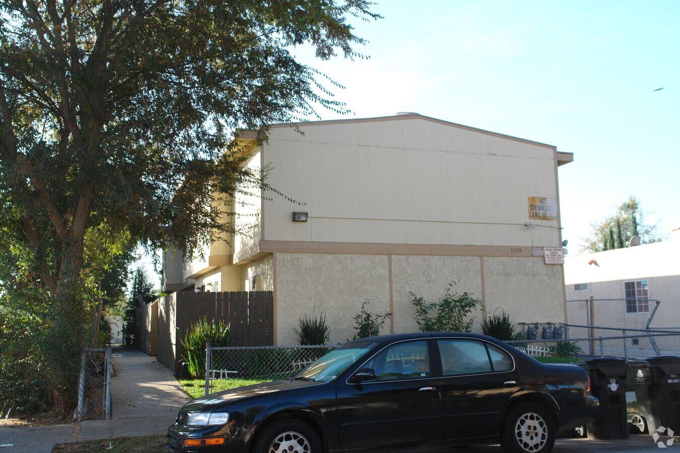 Photo - 11218 Emelita St Apartments