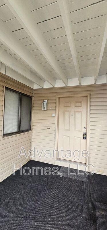 Photo - 1315 E 123rd Terrace