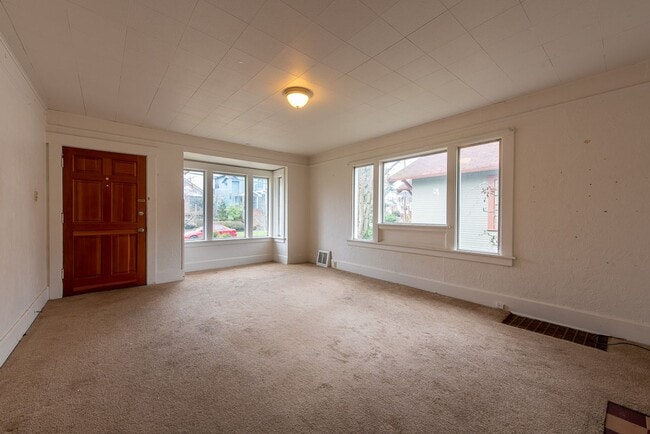 Photo - Beautiful 4 Bedroom Home Located on North Beacon Hill!