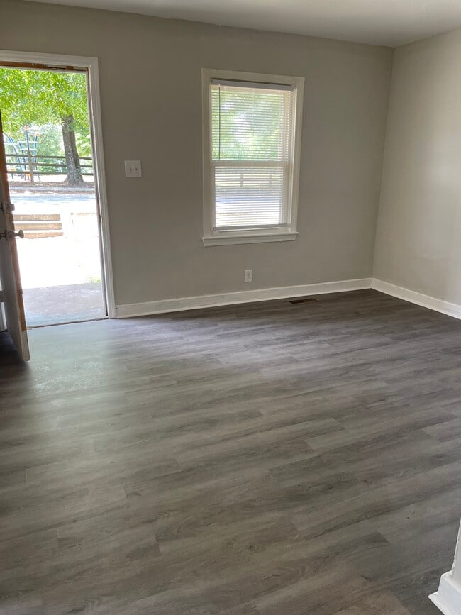 Photo - 836 Rodey Ave Unit 2