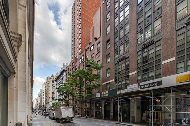 7 E 35th St - The Antoinette