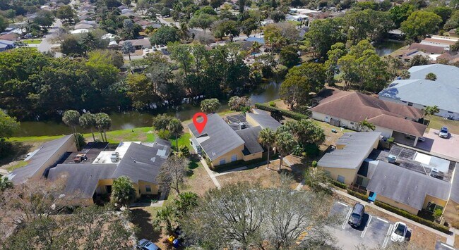 Photo - 202 Sparrow Dr Unit 1