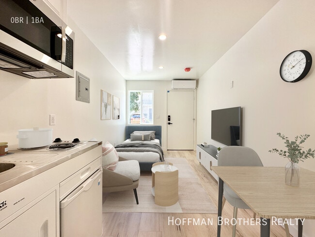 Building Photo - 11955 Rochester Ave