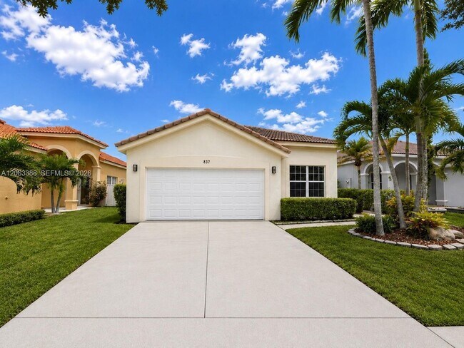 837 Tanglewood Cir