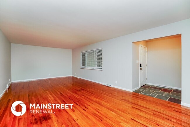 Photo - 9548 Brookside Dr