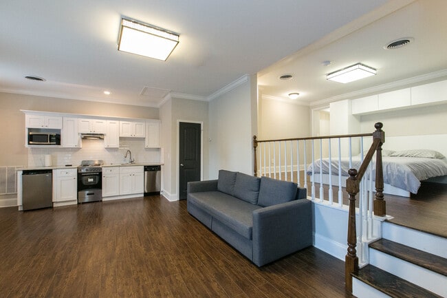 Full Kitchen With Sofa bed - The Residence at 1743 N Decatur