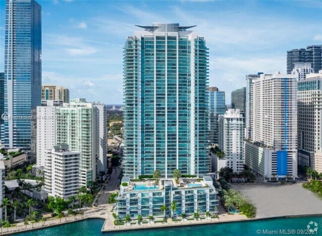 Building Photo - 1331 Brickell Bay Dr Unit 2602 Rental