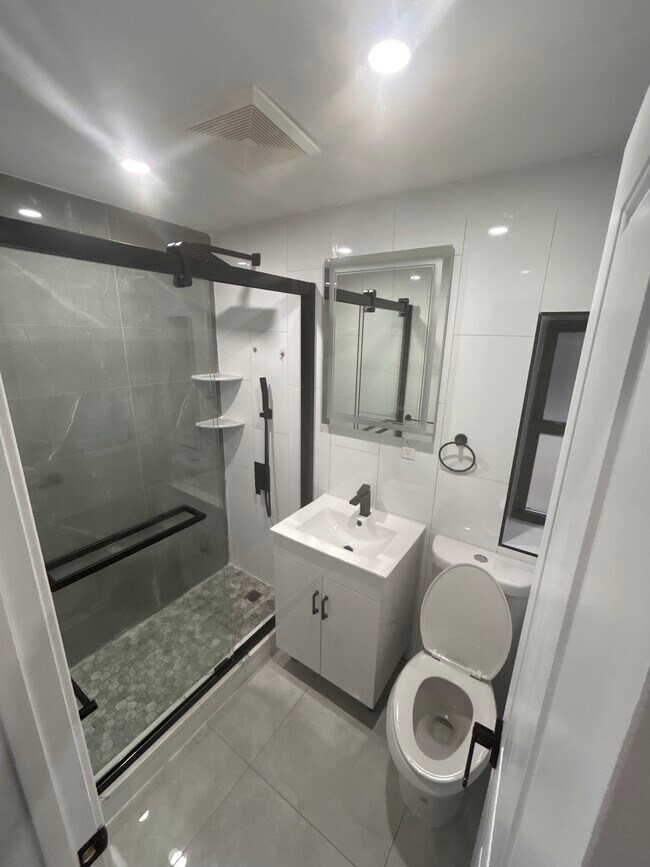 Photo - 288 Ashford St Unit 2nd floor