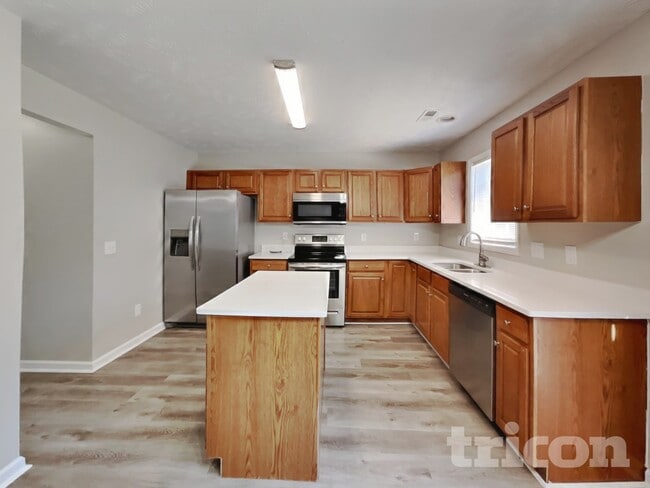 Photo - 200 Lattimore Rd House