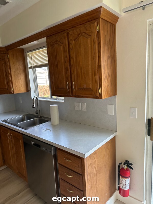 1249 N 400 E Unit 4