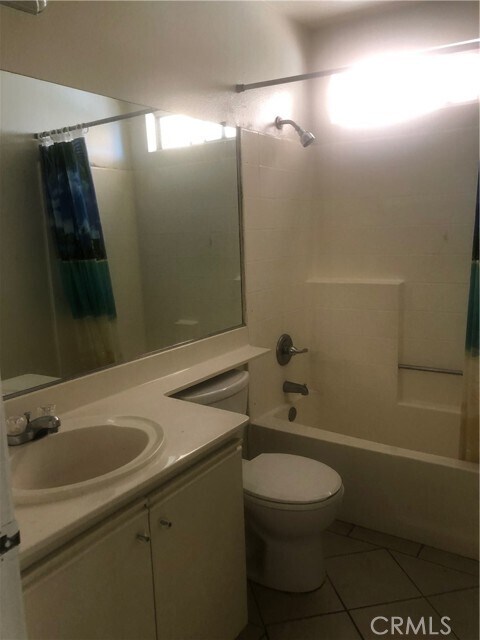 Photo - 375 E Phillips Blvd