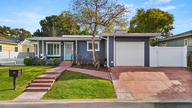 Building Photo - 1865 Mission Cliff Dr Rental