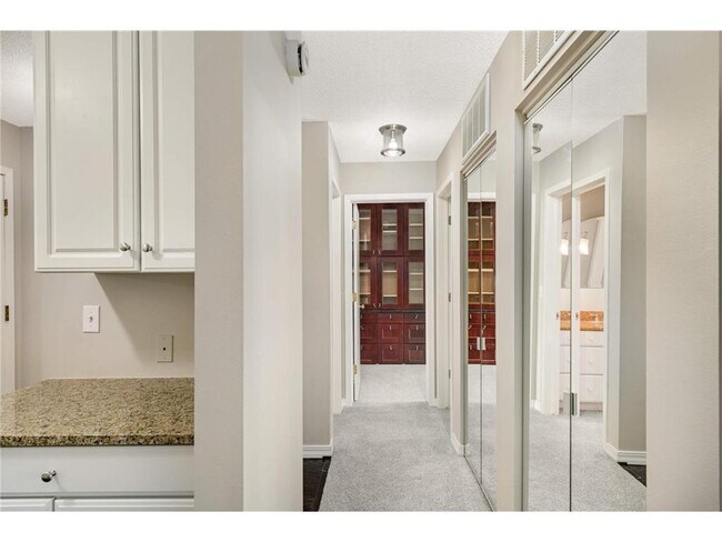 Building Photo - 7500 Cahill Rd Unit 308C