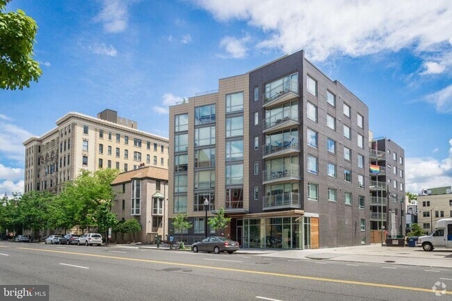 Building Photo - 1311 13th St NW Unit 402 Rental