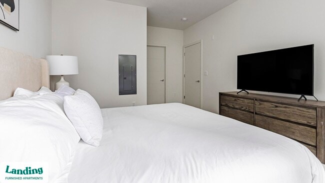 Photo - 36 Washington Ave Unidad 207