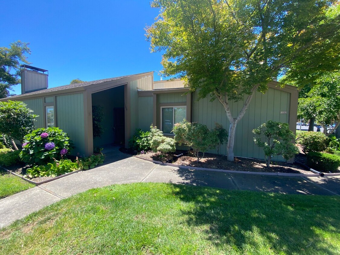Photo - 1100 Island Dr - 30% Rental Fee