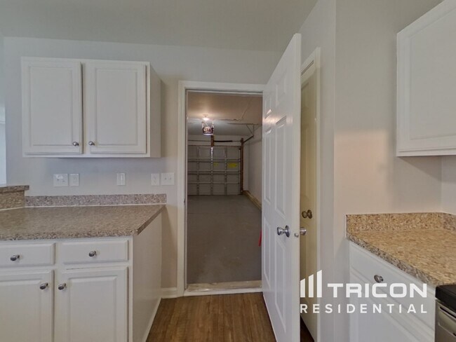 Photo - 1513 Crandon Dr