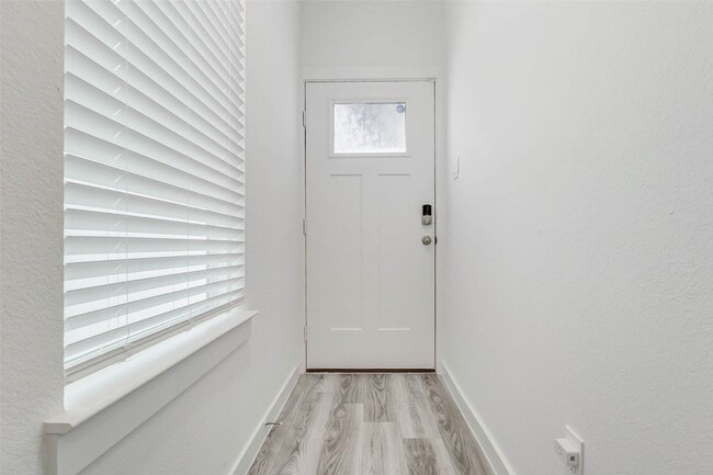 Photo - 12318 Basilwood Dr