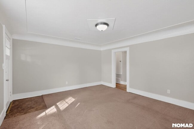 Photo - 2002 E 51st St