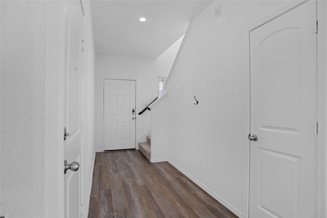 Photo - 24311 Saddlestone Green Dr