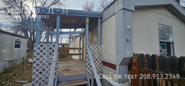 Building Photo - 122 US-20