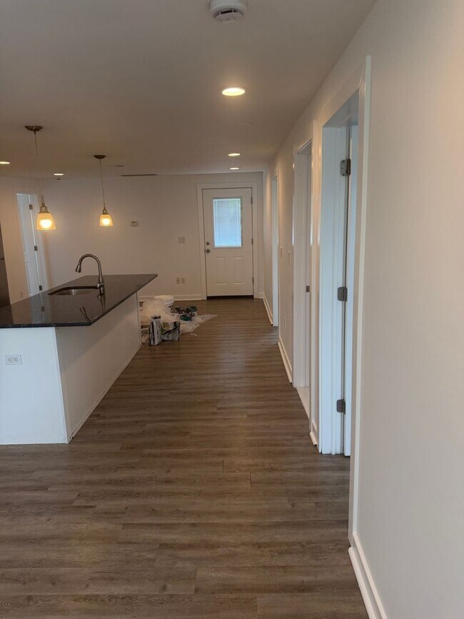 Photo - 59 Throckmorton St Unidad Apt #2