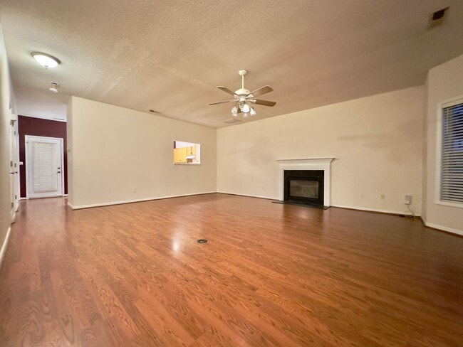 Photo - Charming Townhouse in Prime Morrisville Location!