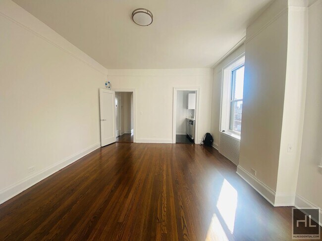 Photo - WEST 86 STREET Unit 5D