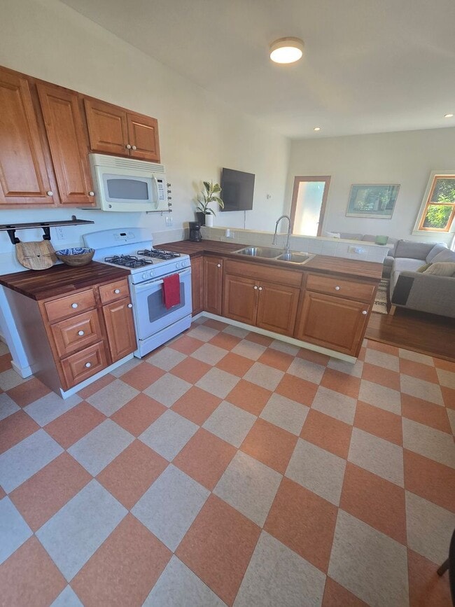 Photo - Beautiful ADU Unit Available ....
